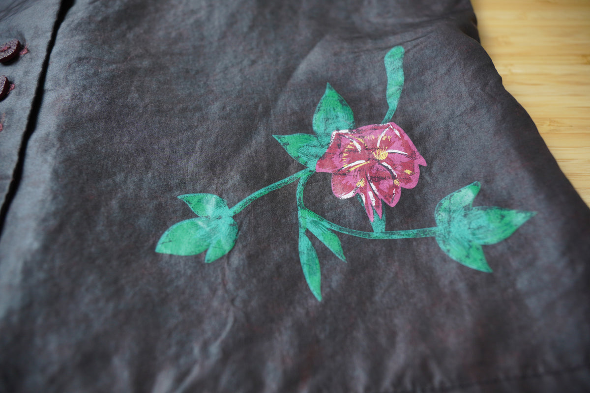 ASILIK – Top vintage din 100% mătase cu motiv floral
