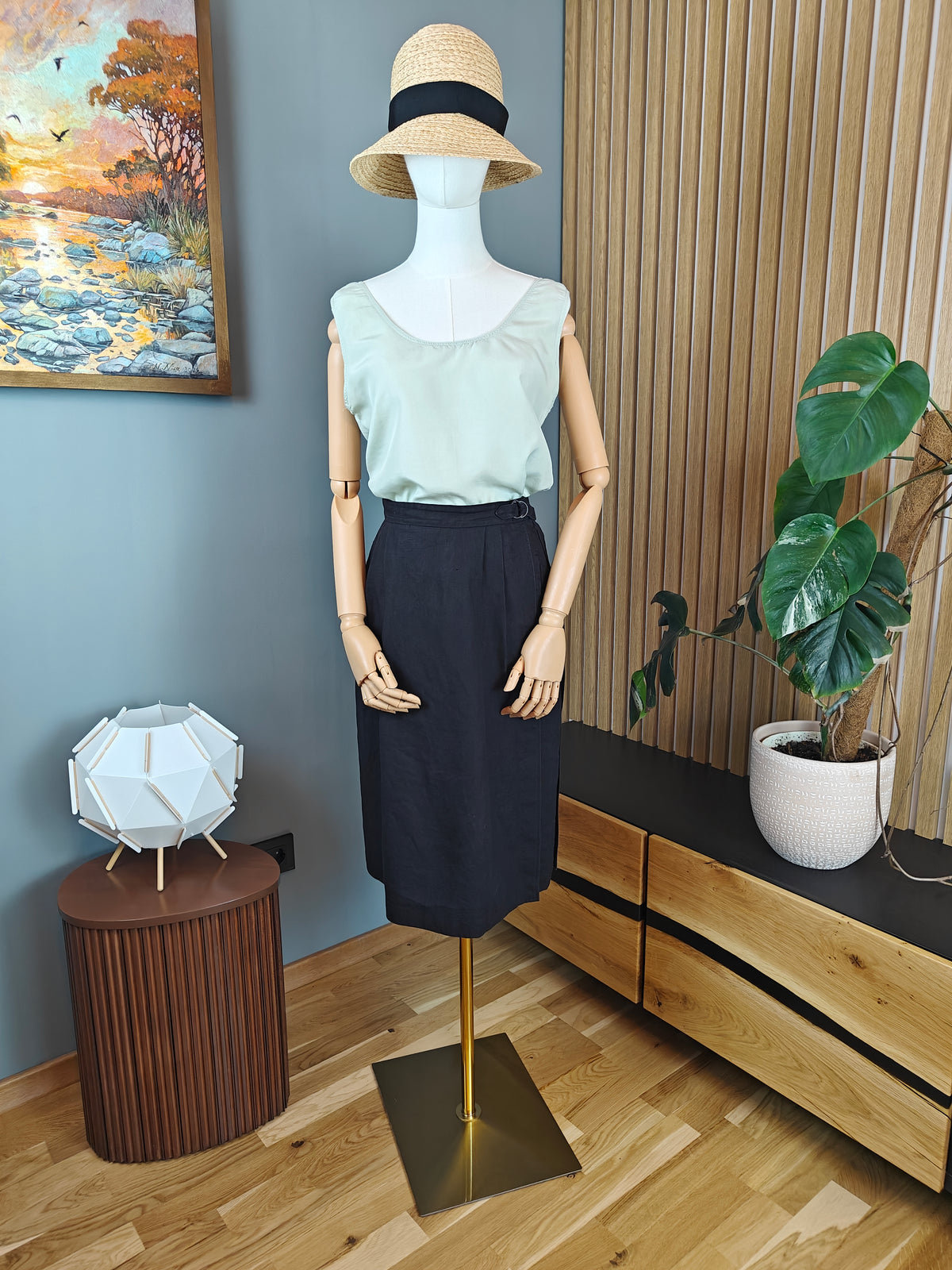 Gucci Vintage 1970s Wrap Midi Skirt — 100% Linen, Made in Italy